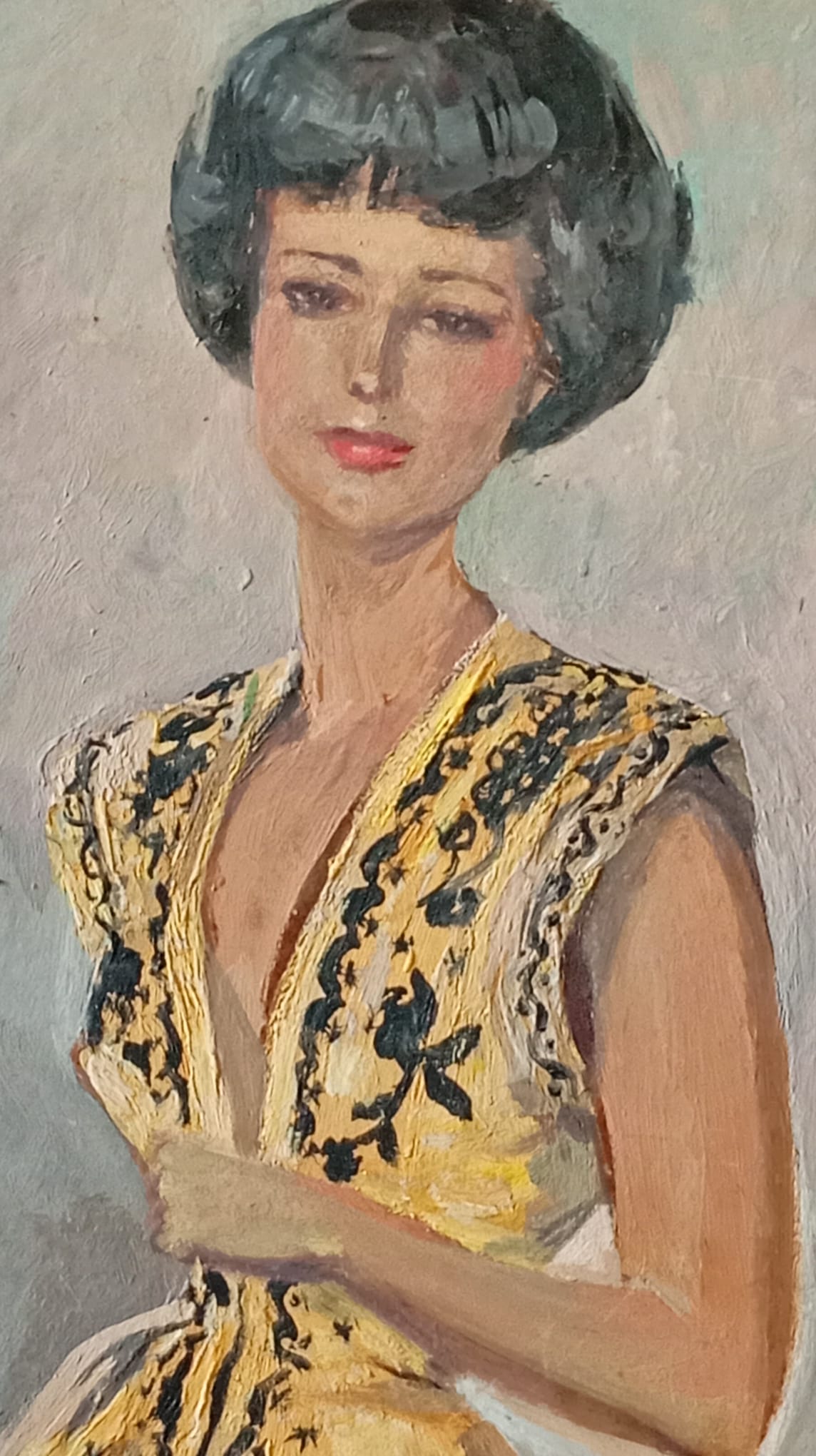 Portrait en pied d'une femme élégante