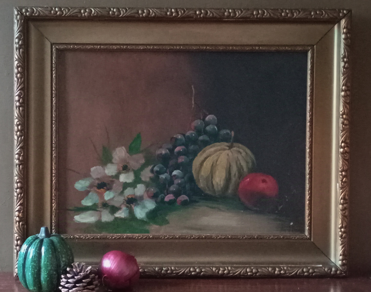 Nature morte. Fleurs et fruits