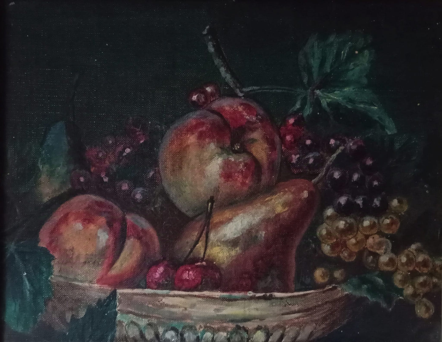 Nature morte. Fruits dans une corbeille