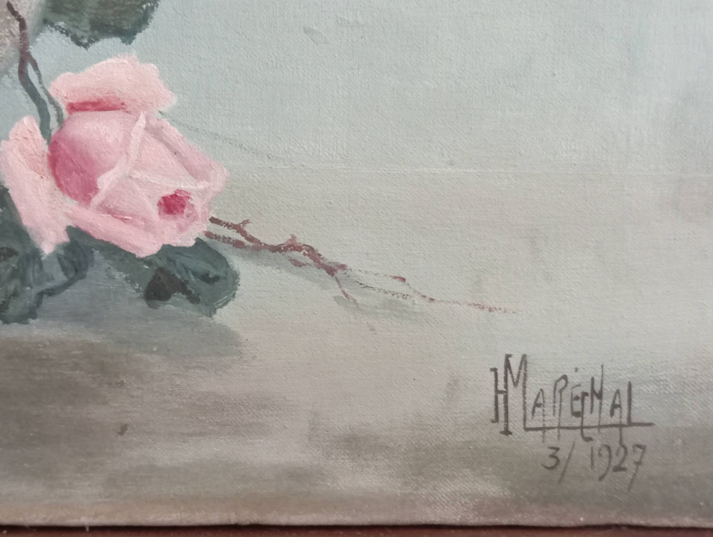 Still life. Bouquet of roses in a glass vase