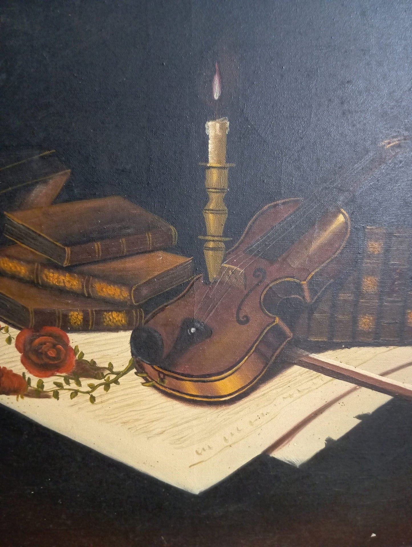Nature morte. Livres et violon