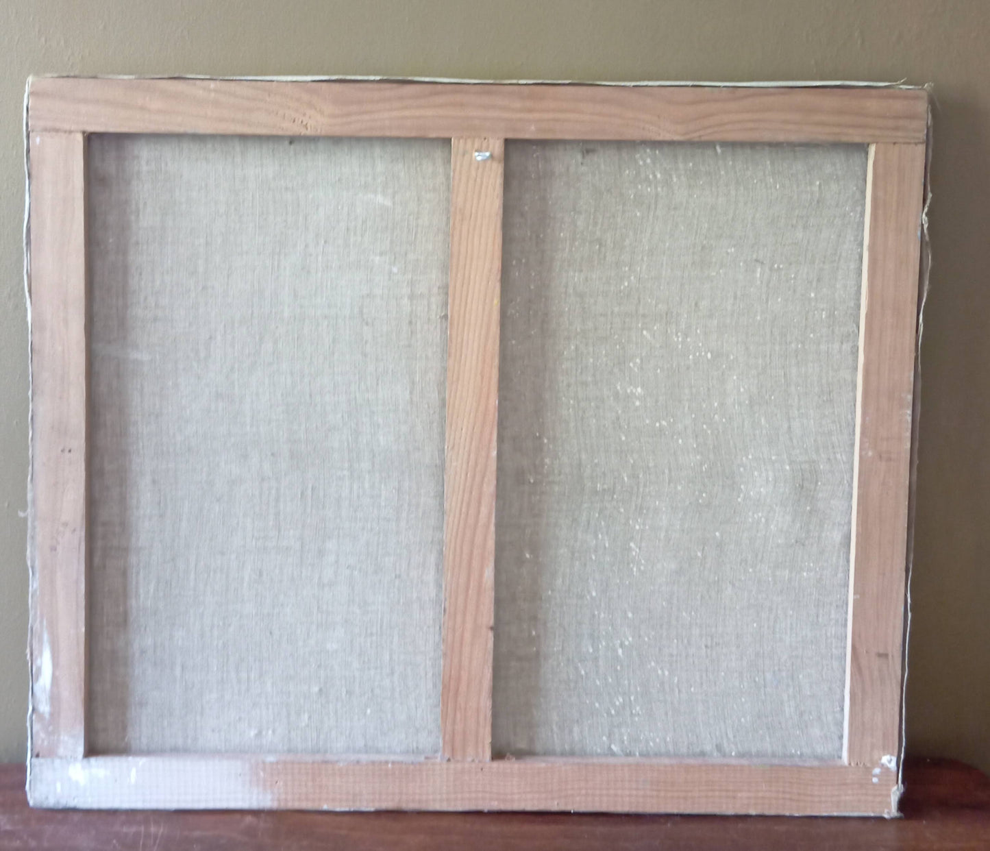 Bourgeois interior scene from the 20th century