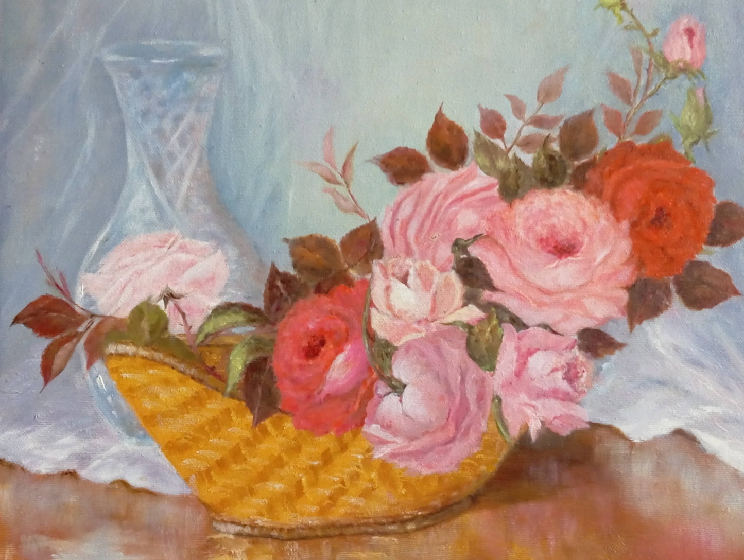 Nature morte. Roses dans une corbeille
