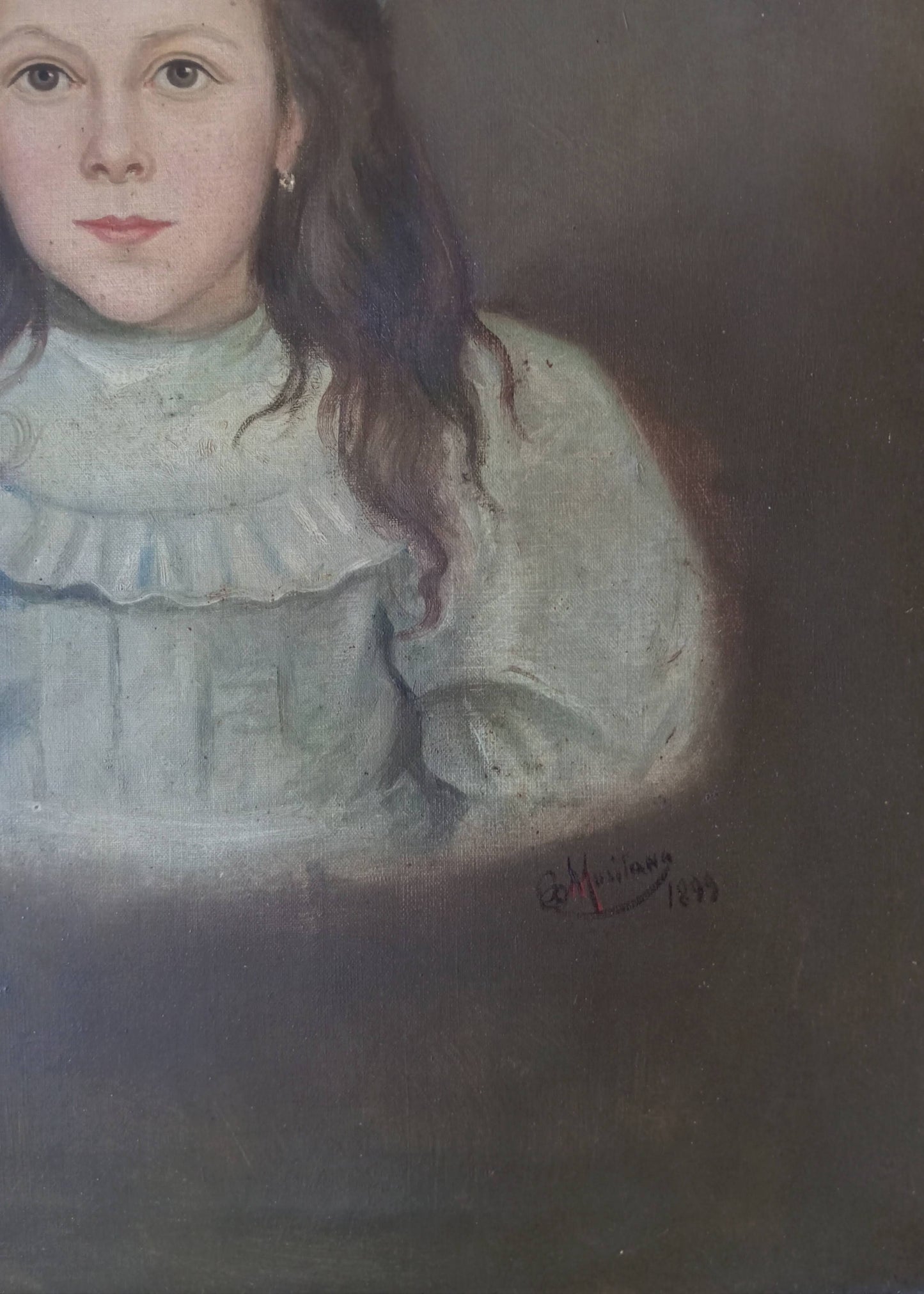 Portrait jeune fille avec un ruban