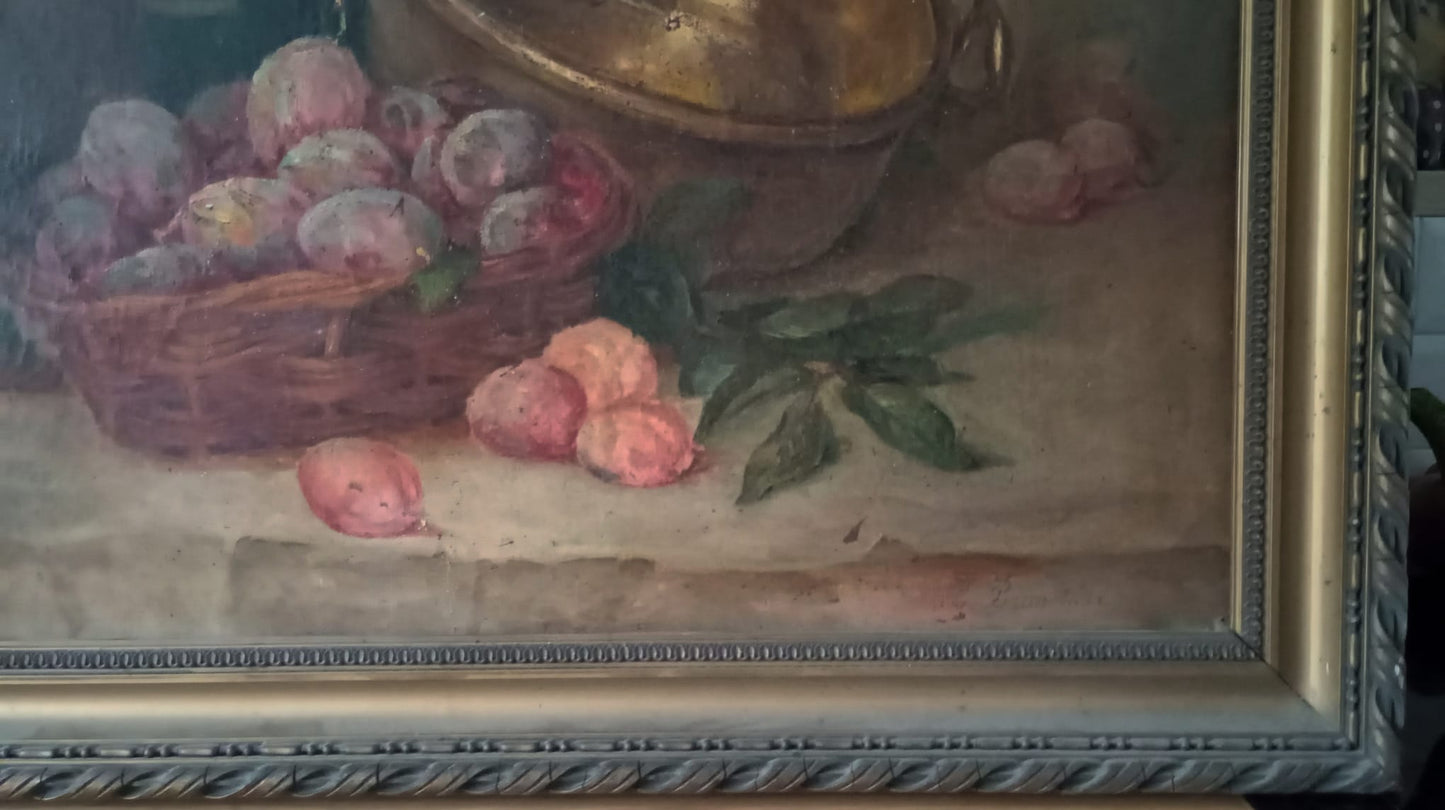 Nature morte ancienne. Cuivre aux fruits