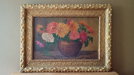 Nature morte ancienne aux dahlias