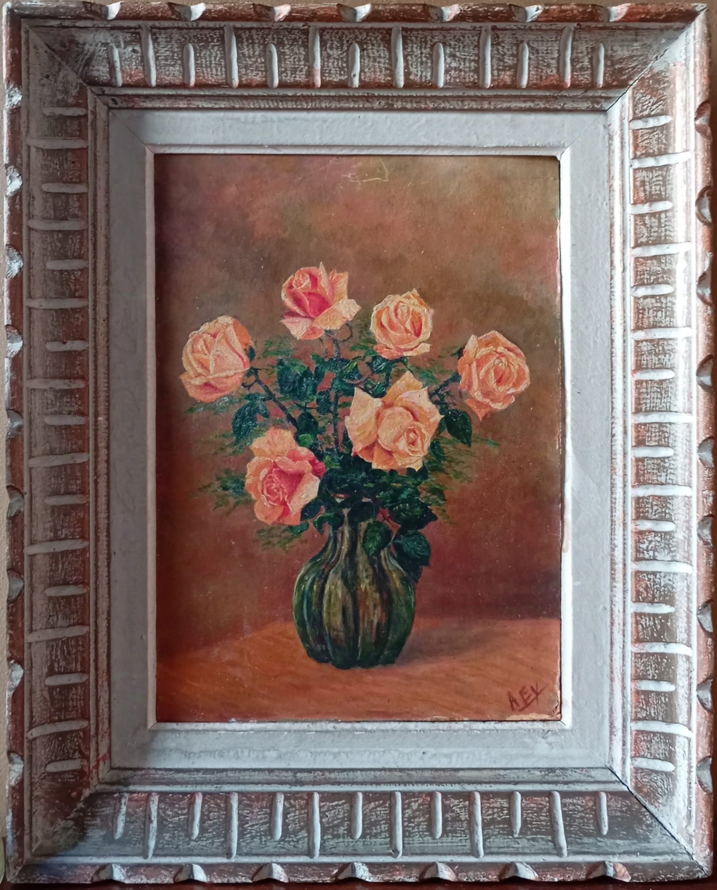 Nature morte. Bouquet de roses dans un vase