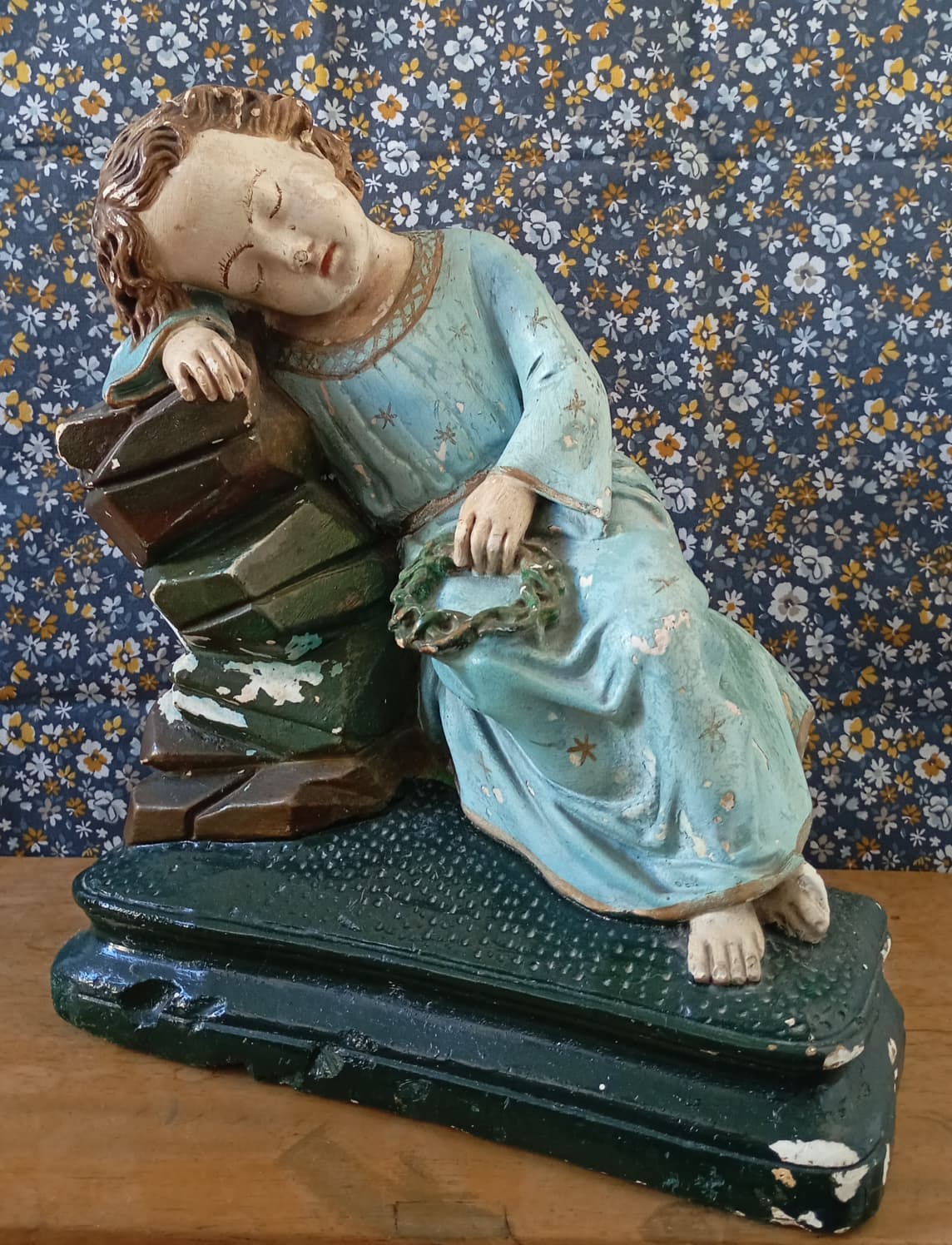 Statue de l'enfant Jésus endormi