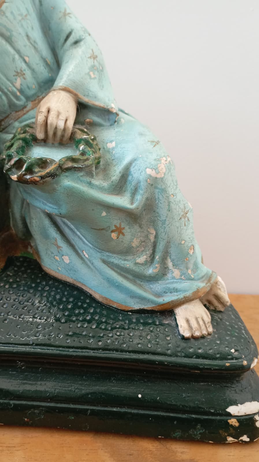 Statue de l'enfant Jésus endormi