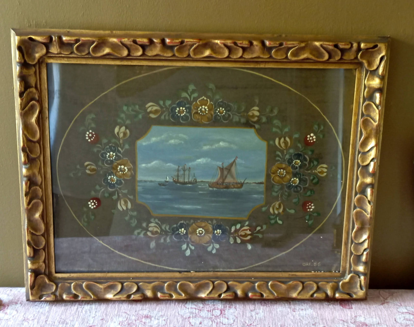 Marine au décor floral