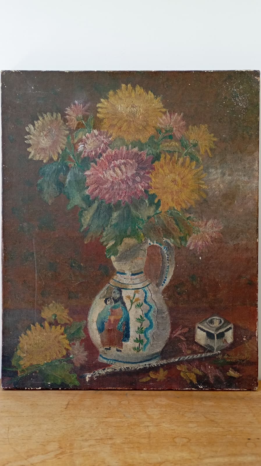 Nature morte ancienne aux dahlias