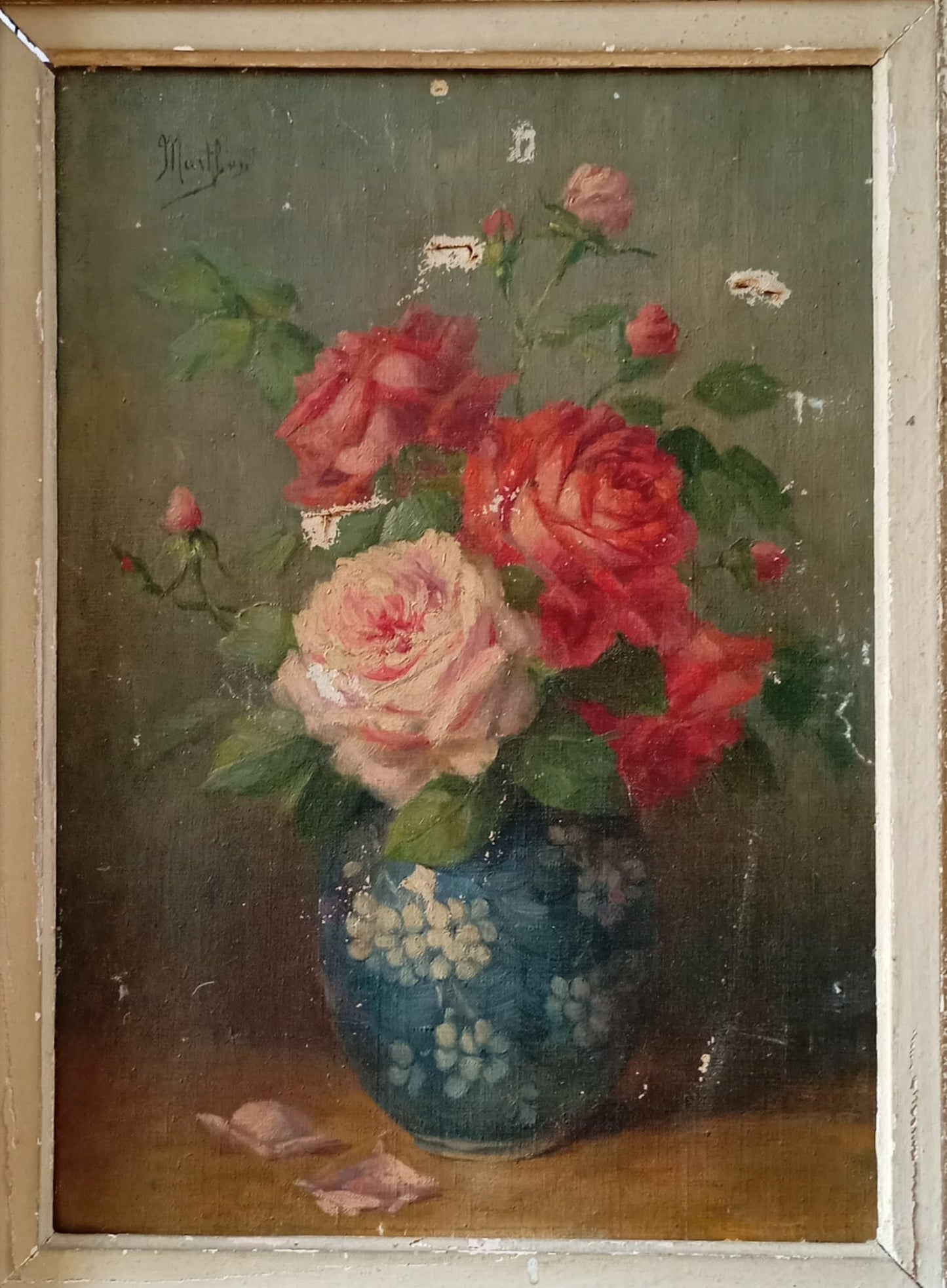 Nature morte ancienne aux roses
